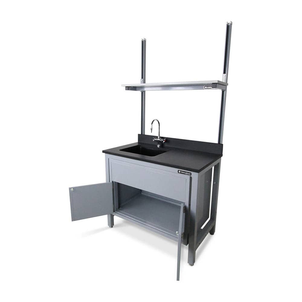 Lab Workbench - Chemical Resistant Workbenches | EPOXY TOPS